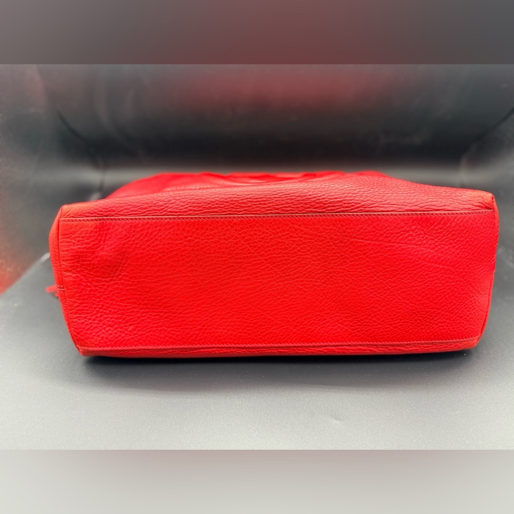 AUTHENTIC Gucci Soho Medium Chain Shoulder Bag - Red Pebbled Leather - Picture 9 of 16
